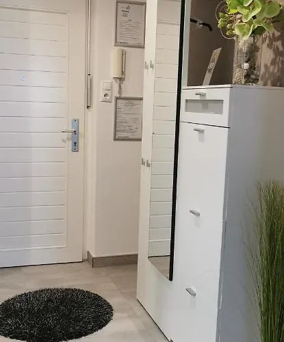 Hanna Apartament *